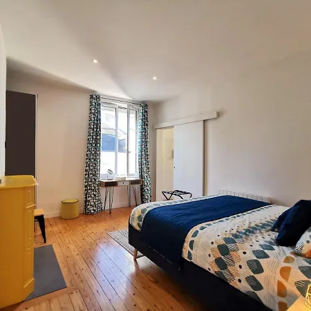 Vintage Foch Apartment Angers